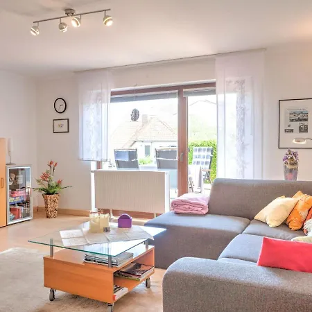 Sunny Flat In With Garden Appartement