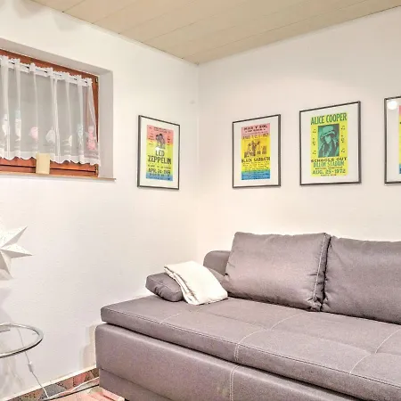 Appartement Sunny Flat In With Garden Bad Driburg