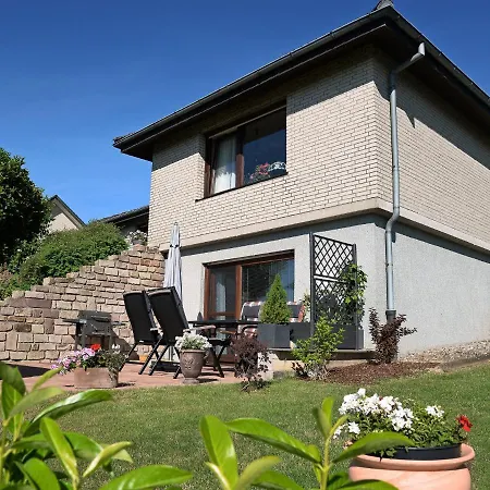 Appartement Sunny Flat In With Garden Bad Driburg