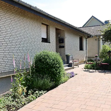 Sonnige In Mit Garten Apartamento *