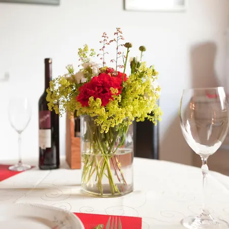 Apartamento Sonnige In Mit Garten *