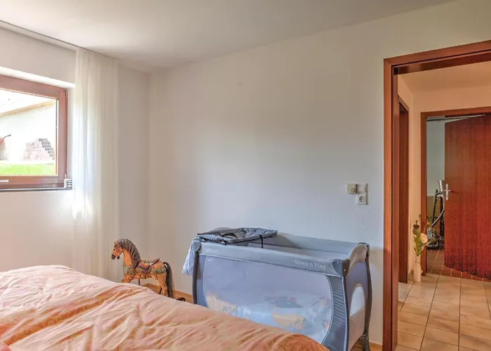 Apartamento Sonnige In Mit Garten