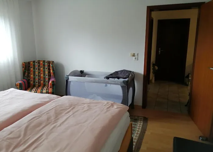 Sonnige In Mit Garten Bad Driburg